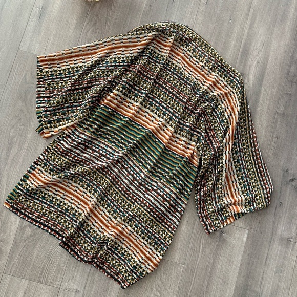 Balbina Costa Rica Handmade Tropical Kimono Topper - Picture 6 of 7